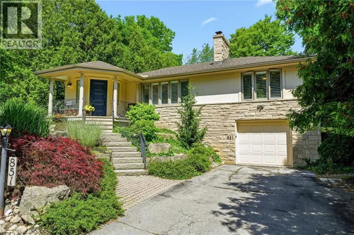 851 MEWBURN Road, Ancaster, Ontario L9G3E4
