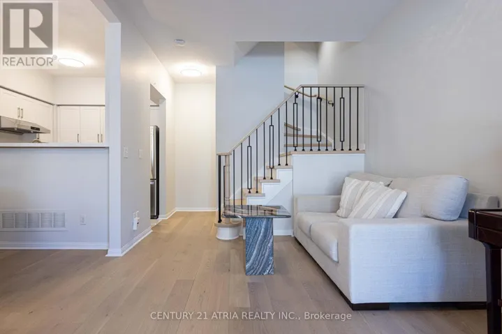 9 - 4 ALPEN WAY, Markham (Unionville), Ontario L3R4G1