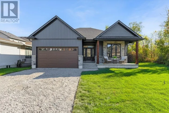 207 FORKS ROAD, Welland (Dain City), Ontario L3B6C5