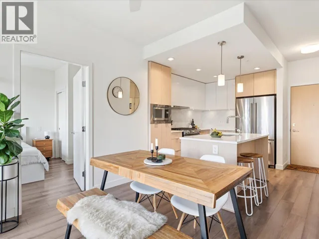 307 2188 MADISON AVENUE, Burnaby, British Columbia V5C0J8