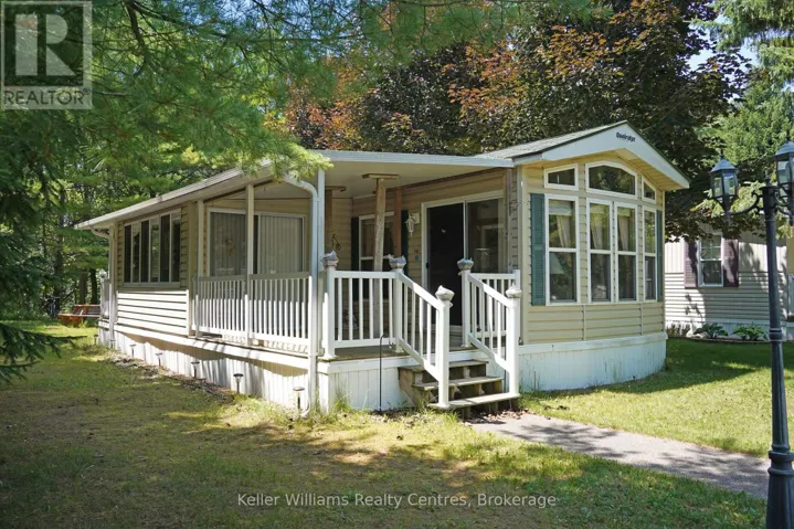 M44 - 13 SOUTHLINE AVENUE, Huron-Kinloss, Ontario N0G2B0