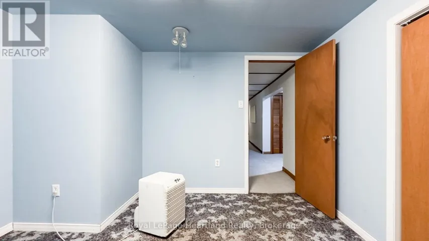 780