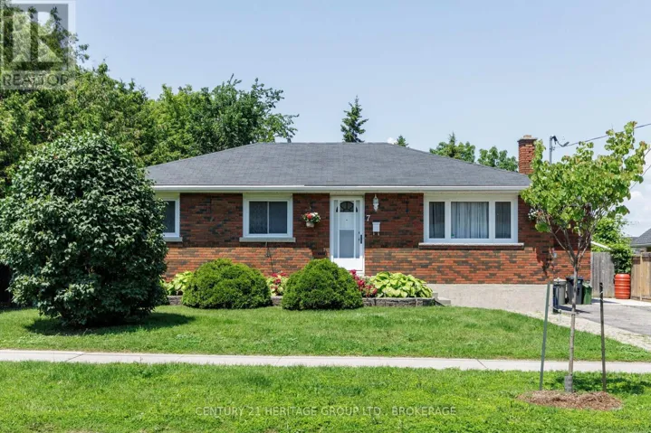 7 ADELAIDE STREET, Kingston (East of Sir John A. Blvd), Ontario K7K1Y3