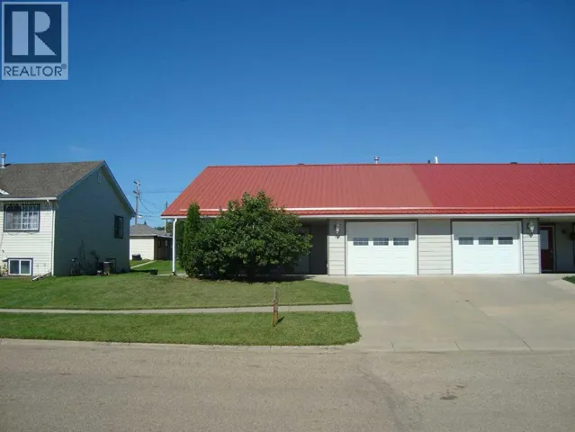 317 Railway Avenue, Trochu, Alberta T0M2C0