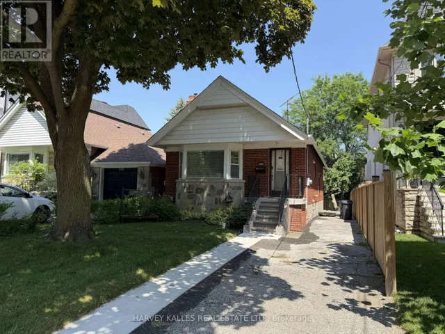 240 JOICEY BOULEVARD, Toronto (Bedford Park-Nortown), Ontario M5M2V7