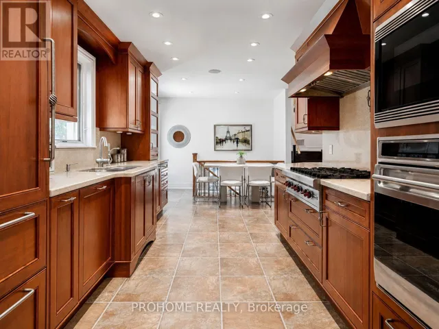 16 TUSCAY COURT, Markham (Unionville), Ontario L3R1V1