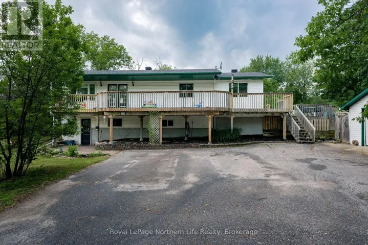 1006 LAKESHORE DRIVE, North Bay (Ferris), Ontario P1A2H3