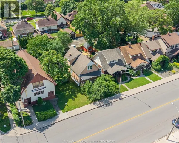 2075 OTTAWA STREET, Windsor, Ontario N8Y1R6