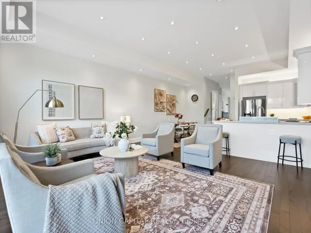 99A LEYTON AVENUE, Toronto (Oakridge), Ontario M1L3T9