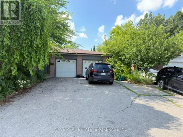 BACK UNIT - 54 ELGIN MILLS ROAD W, Richmond Hill (Westbrook), Ontario L4C4M2