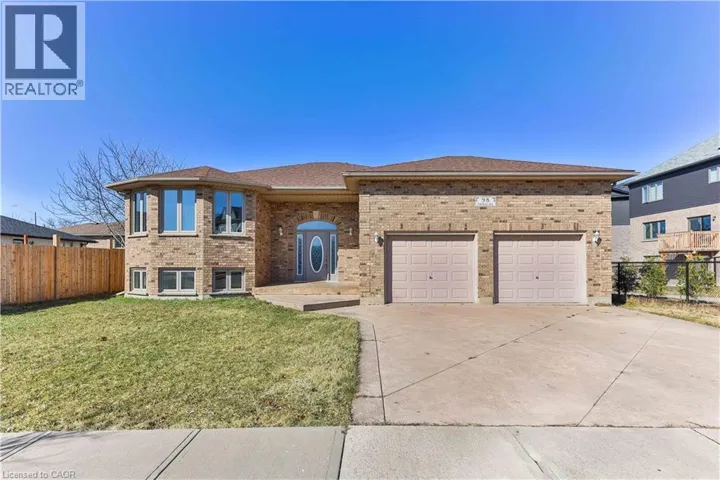 98 THOMAS Avenue, Brantford, Ontario N3S7V4