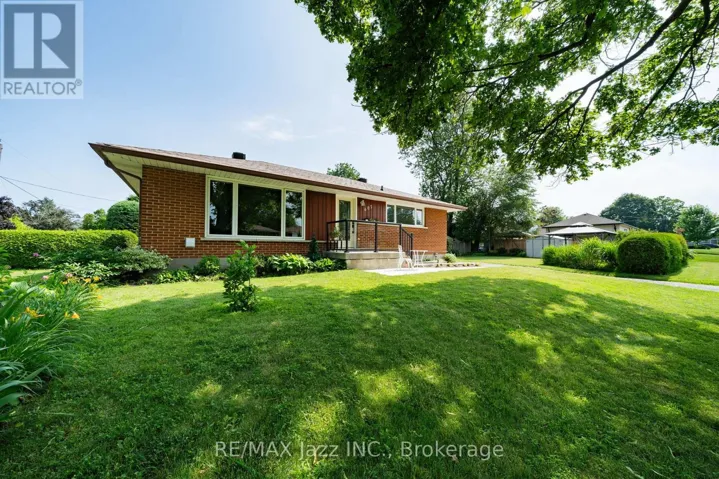 607 GLIDDON AVENUE, Oshawa (Donevan), Ontario L1H2A1