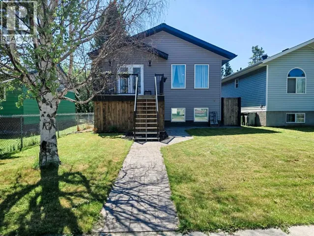 4819 17 Avenue, Edson, Alberta T7E1G4