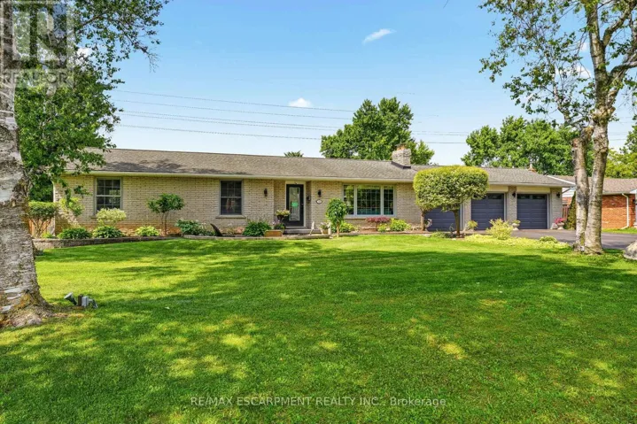 18 FIRESIDE DRIVE, Hamilton (Freelton), Ontario L8N2Z7