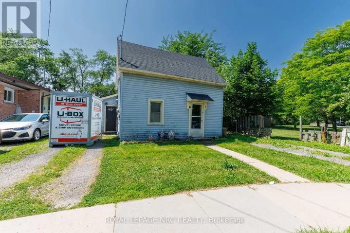 1 CUMMING STREET, St. Catharines (Western Hill), Ontario L2S1H6