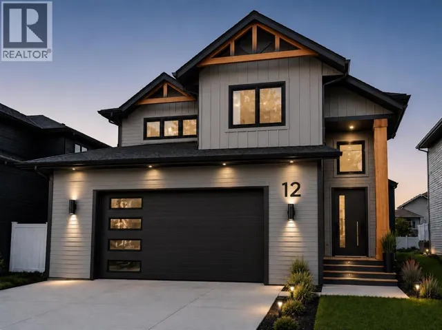 12 Vanson Close, Sylvan Lake, Alberta T4S0M3