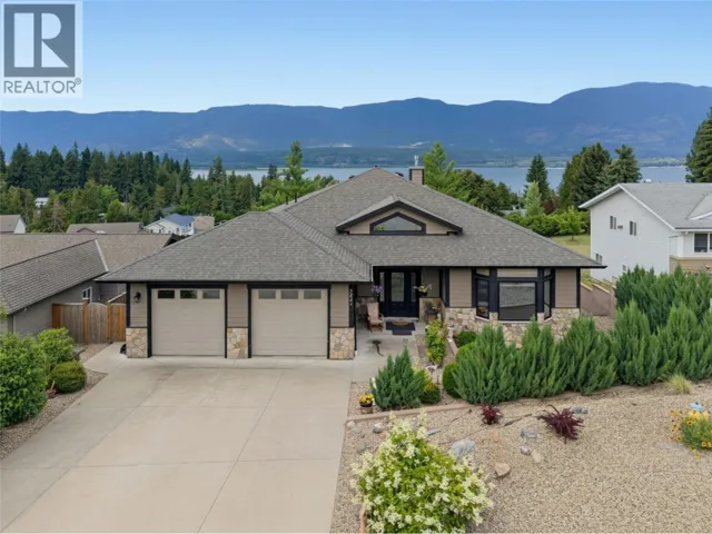 2421 25 Street NE, Salmon Arm, British Columbia V1E2Z7