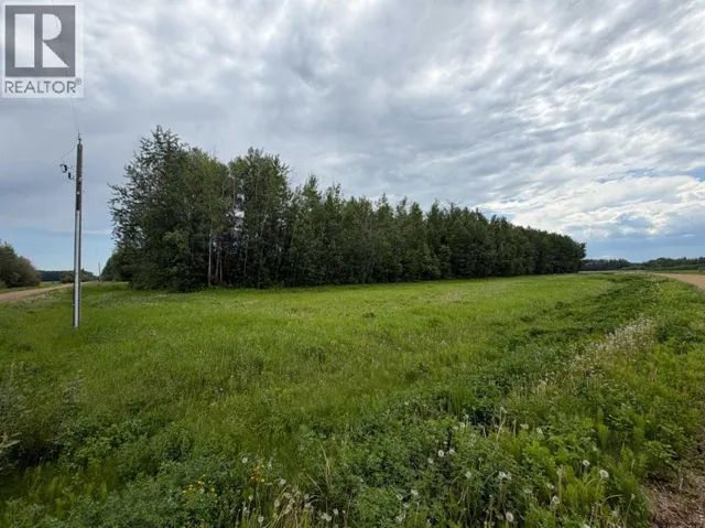 1 Spruce Point Estates Road, Kinuso, Alberta T0G2K0