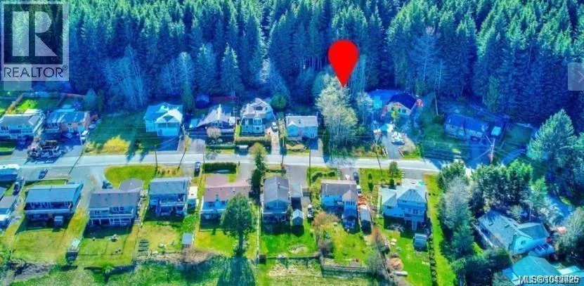 400 Macmillan Dr, Sayward, British Columbia V0P1R0