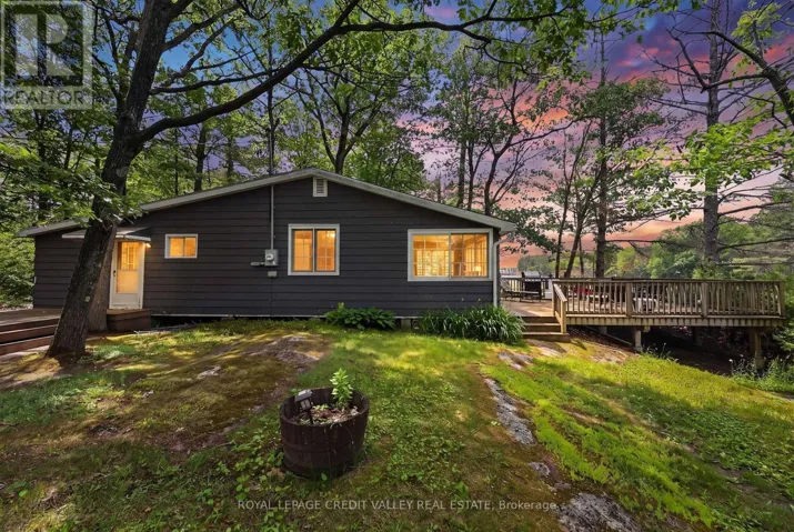 8128 RAMA ROAD, Ramara, Ontario L0K2B0
