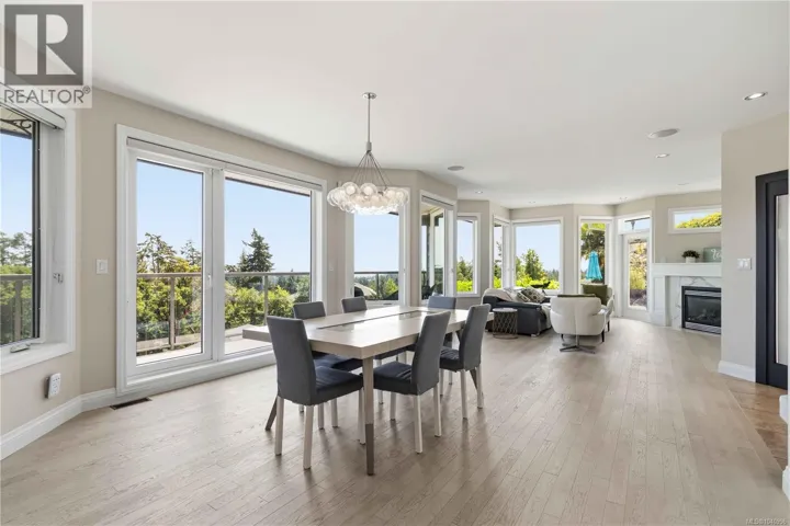 424 Pelican Dr, Colwood, British Columbia V9C0A4