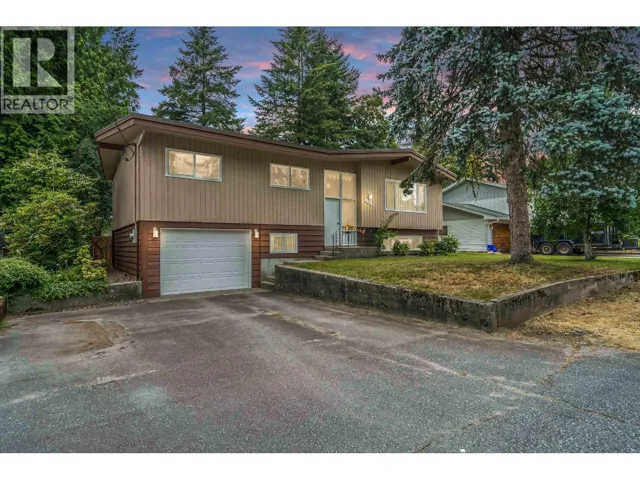 11939 HALL STREET, Maple Ridge, British Columbia V2X5L9