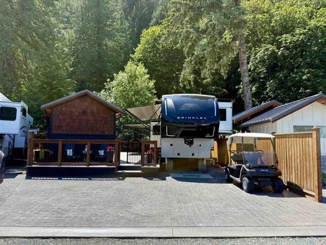381 720 HOT SPRINGS ROAD, Harrison Hot Springs, Harrison Hot Springs, British Columbia V0M1K0