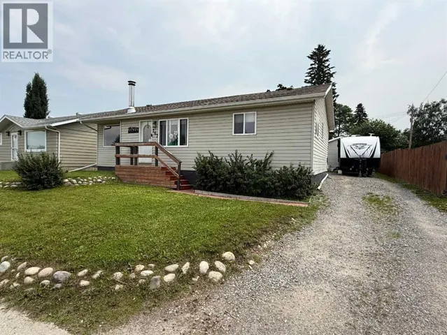 167 Sunwapta Drive, Hinton, Alberta T7V1E9