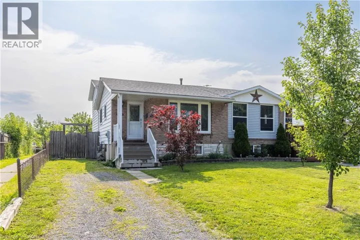 31 CANTERBURY Drive, St. Catharines, Ontario L2P3M6