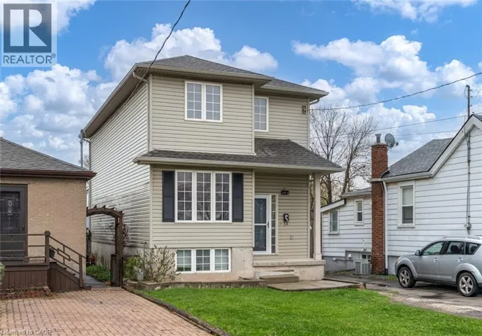 578 12 BARNABY Street, Hamilton, Ontario L8H6T9