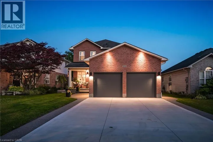 24 WATSON Crescent, Ayr, Ontario N0B1E0