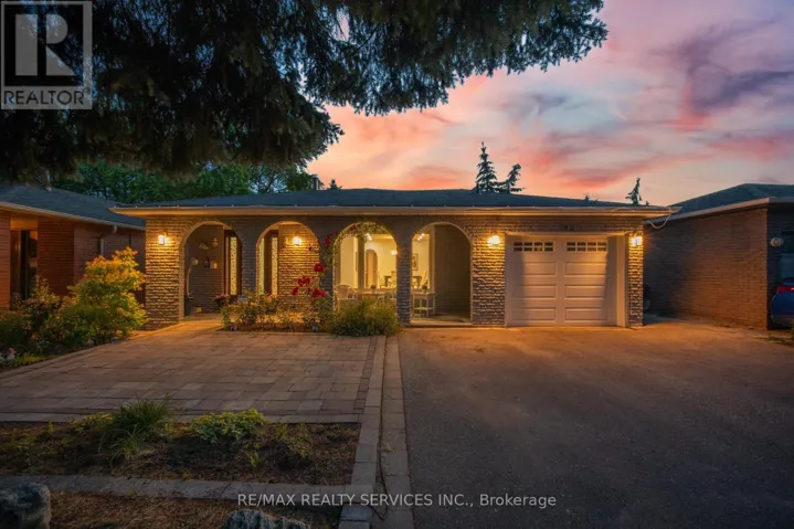 133 ROMFIELD CIRCUIT, Markham (Royal Orchard), Ontario L3T3H7