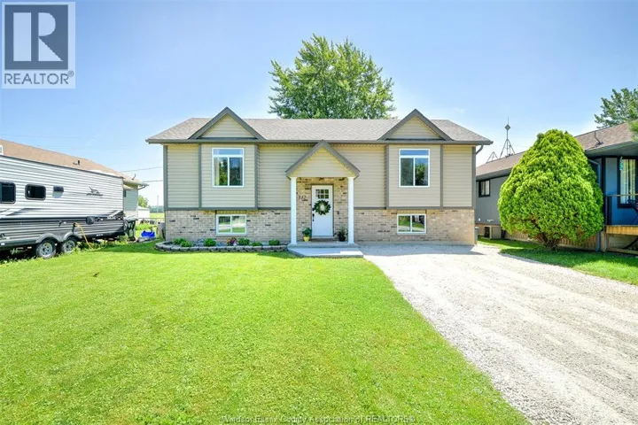 132 GLOUCESTER, Colchester, Ontario N0R1G0