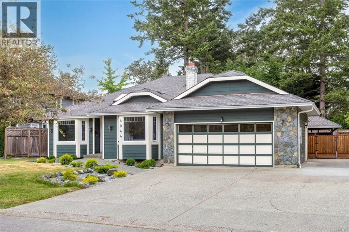 4044 Malton Ave, Saanich, British Columbia V8X4X1