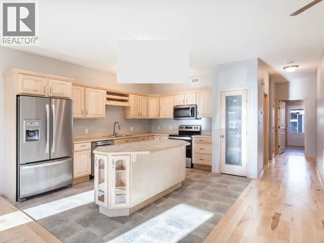 55 WYVERN AVENUE, Whitehorse, Yukon Y1A0T6