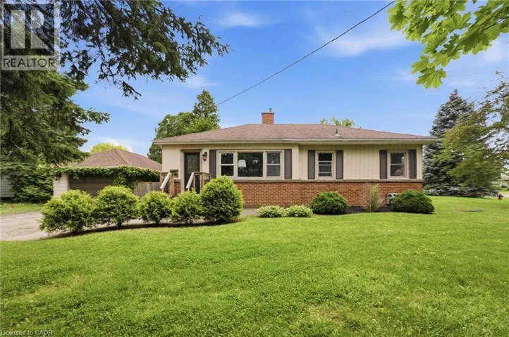 16 CARRINGTON Court, Ancaster, Ontario L9G1R1
