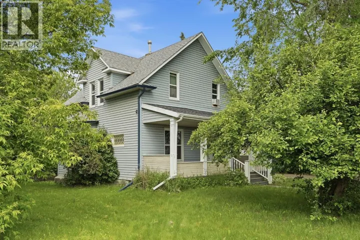 651 10 Avenue, Carstairs, Alberta T0M0N0