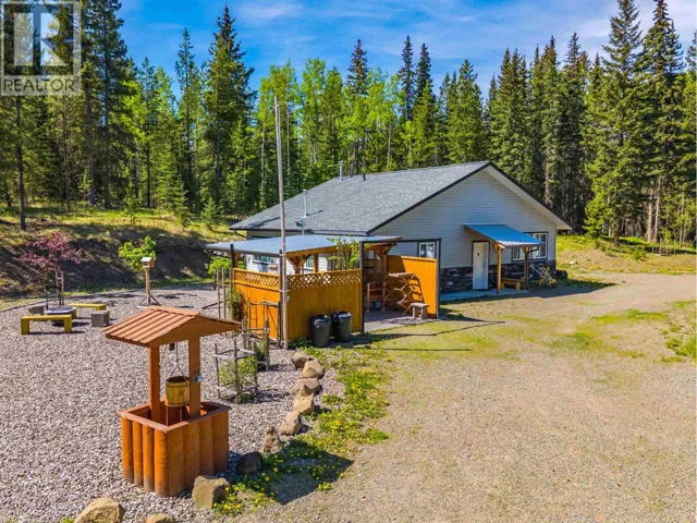6154 MARLBOROUGH ROAD, Horse Lake, British Columbia V0K1X3