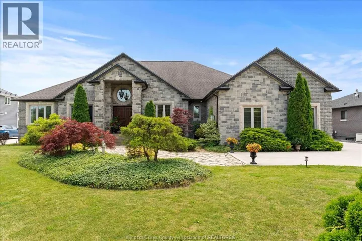 412 COUNTY RD 2, Lakeshore, Ontario N0R1A0