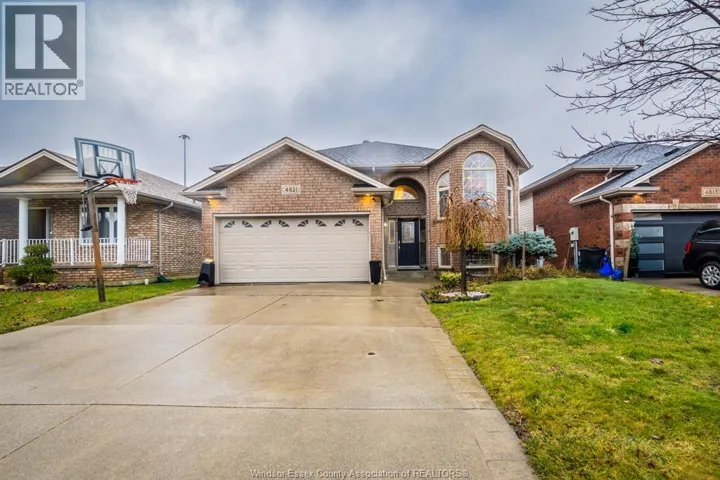 4821 JULIET CRESCENT, Windsor, Ontario N9G3A6