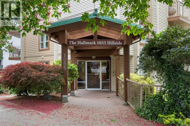 105 1055 Hillside Ave, Victoria, British Columbia V8T2A4