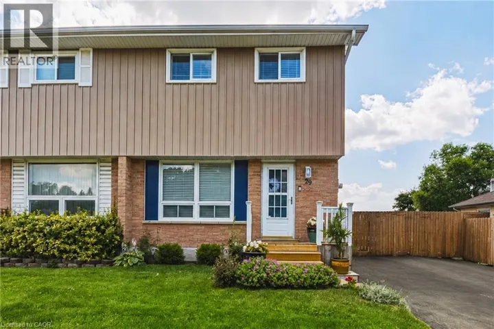 29 HOPEWELL Crescent, Stoney Creek, Ontario L8J1P3