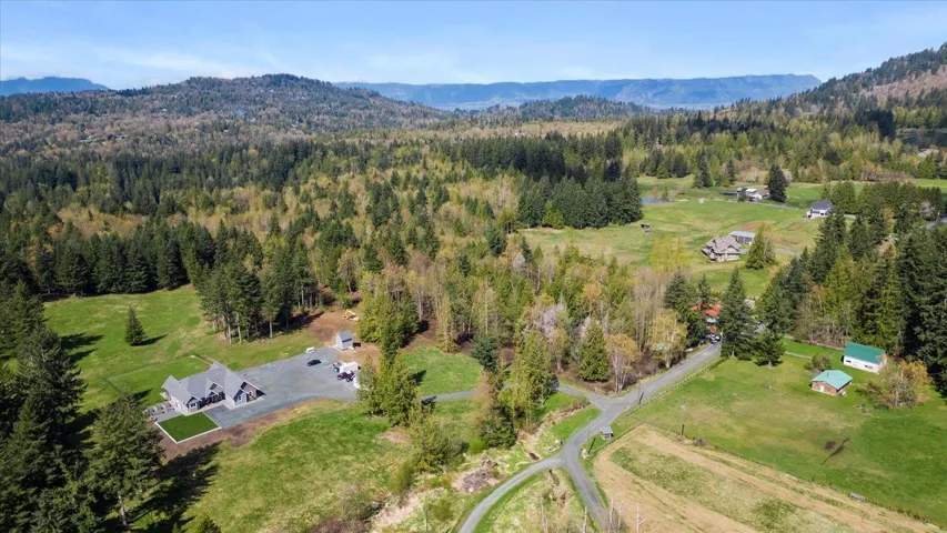 4491 BENCH ROAD, Ryder Lake, Chilliwack, British Columbia V4Z1G1