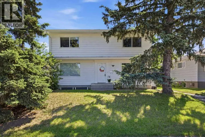 2812 19 Street NW, Calgary, Alberta T2M3V8