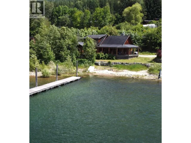 113 Kootenay Lake Road, Procter, British Columbia V0G1V0