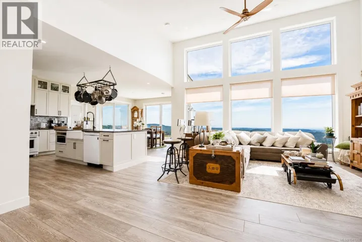 4030 Ridgeline Dr, Shawnigan Lake, British Columbia V0R2W3