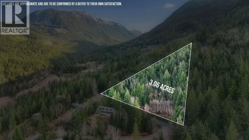 1140 COPPER DRIVE, Squamish, British Columbia V1J1J0