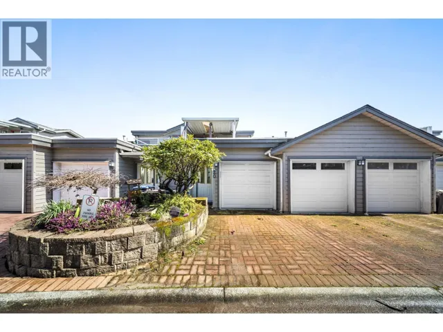20 323 GOVERNORS COURT, New Westminster, British Columbia V3L5S6
