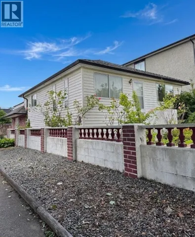 1750 SLOCAN STREET, Vancouver, British Columbia V5M4M7
