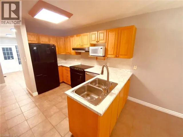 668A BUTTERNUT Avenue Unit# Main, Waterloo, Ontario N2V2L1